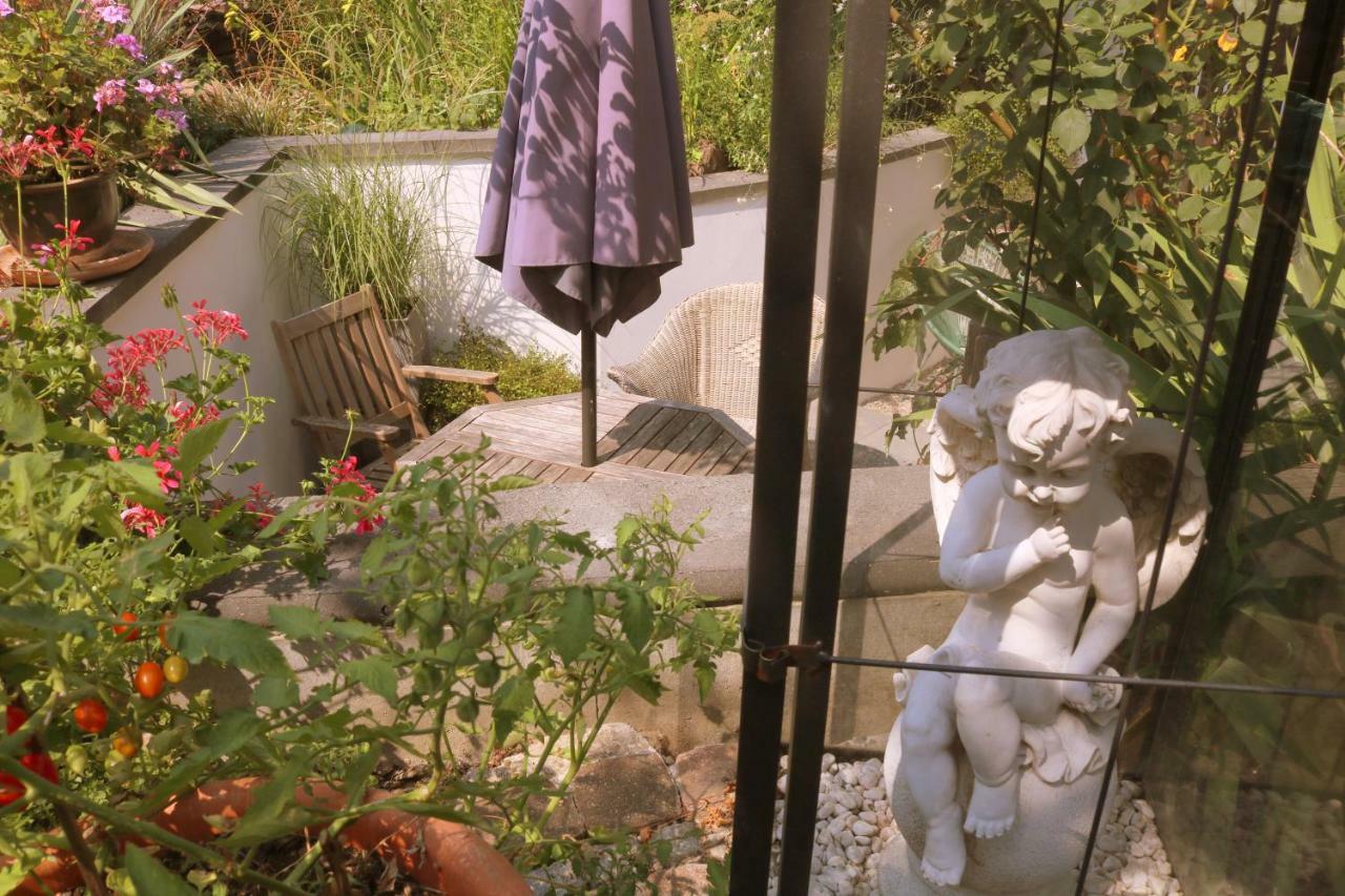 Soutterain - Wohnung Mit Senkgarten Weingarten  Εξωτερικό φωτογραφία